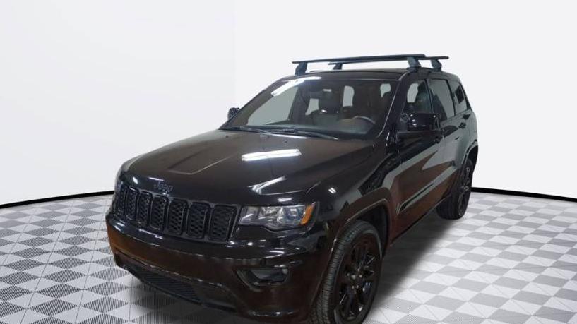 JEEP GRAND CHEROKEE 2018 1C4RJFAG7JC502328 image